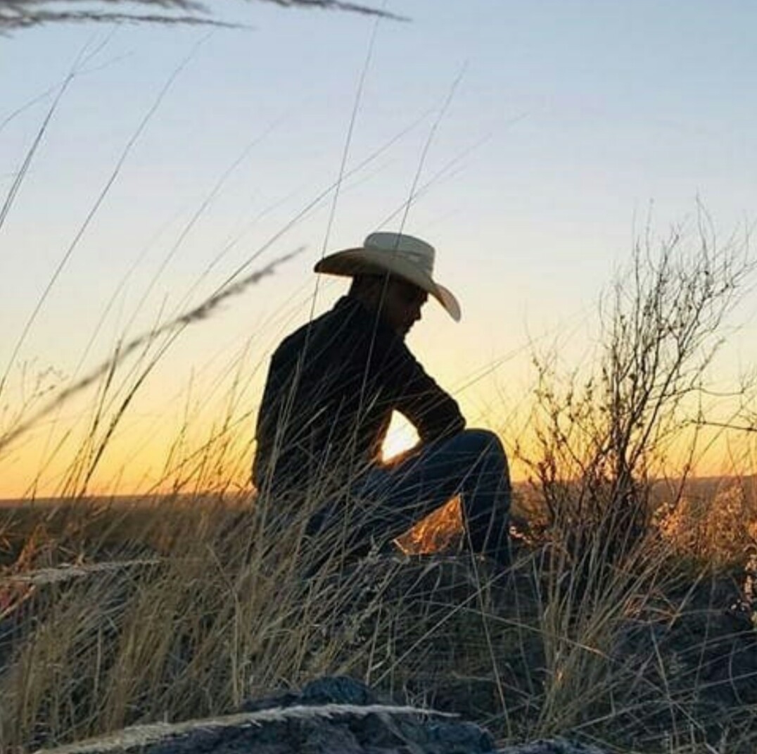 Tony Garza Profile Picture
